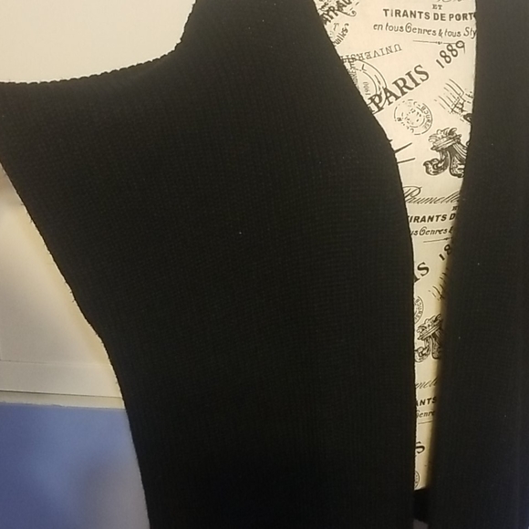 Cardigan - Picture 8 of 12